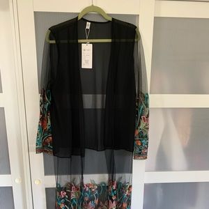 Sheer kimono with floral embroidery